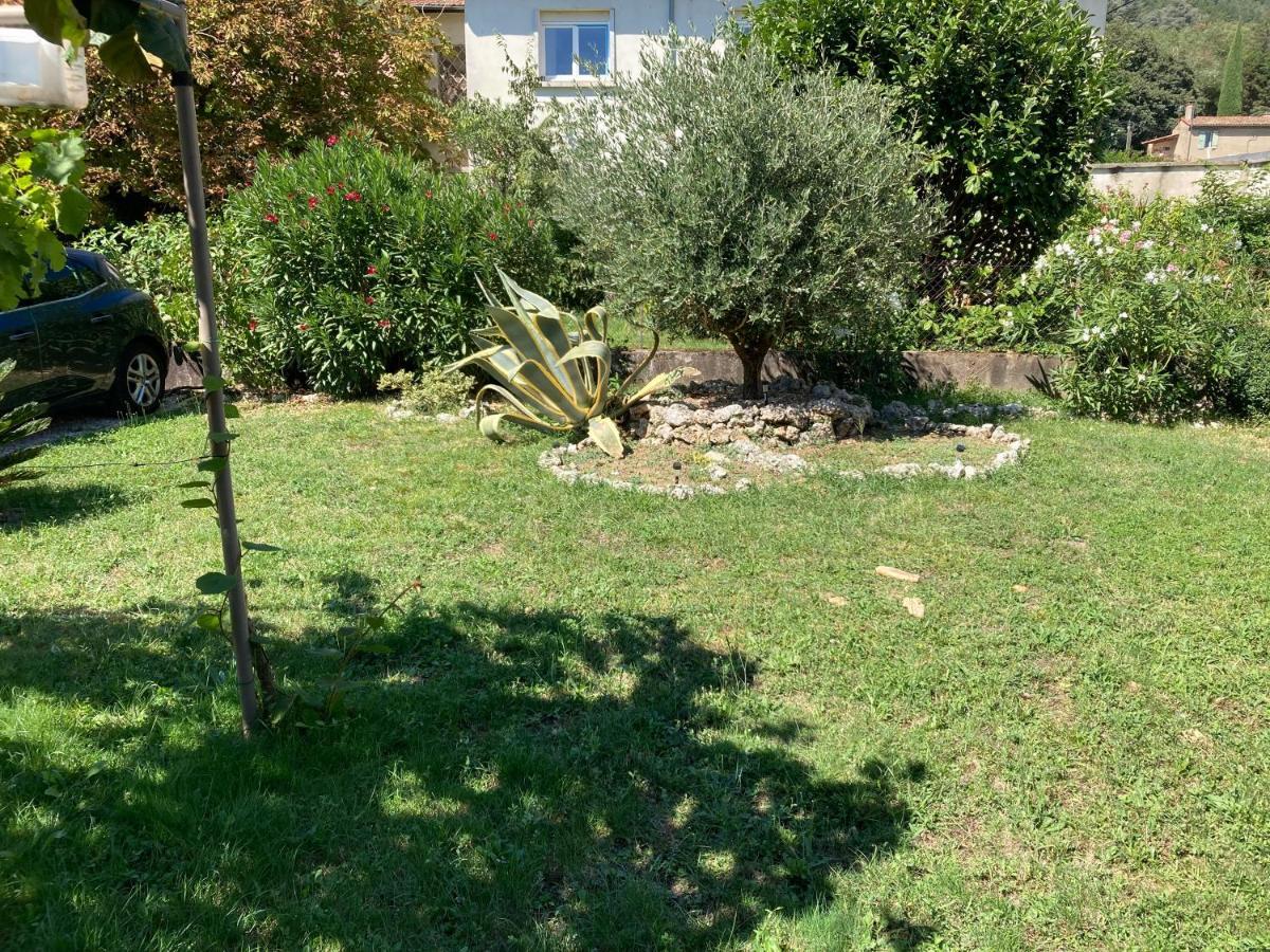 Chez Val Et Phil Hotell La Voulte-sur-Rhone Exteriör bild
